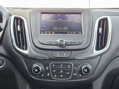 Used 2024 Chevrolet Equinox LT image 21