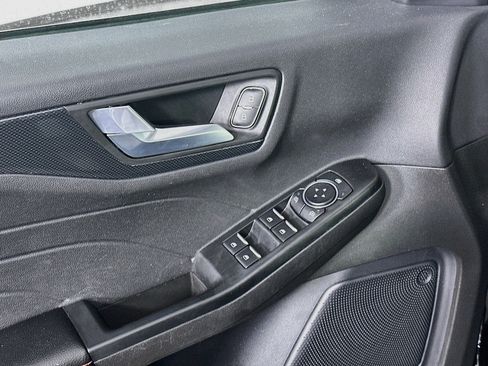 Used 2025 Ford Escape ST-Line FWD image 15