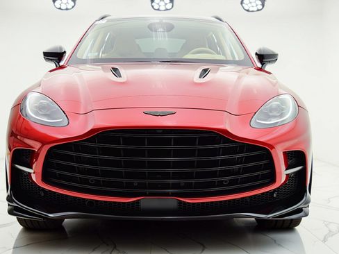 Used 2023 Aston Martin DBX 707 AWD/4WD image 15