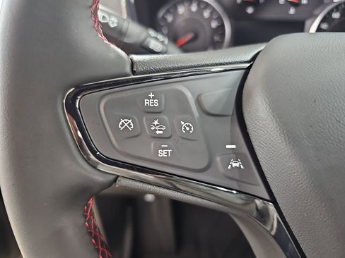 Certified 2023 Chevrolet Equinox RS w/ LPO, Floor Liner Package image 22