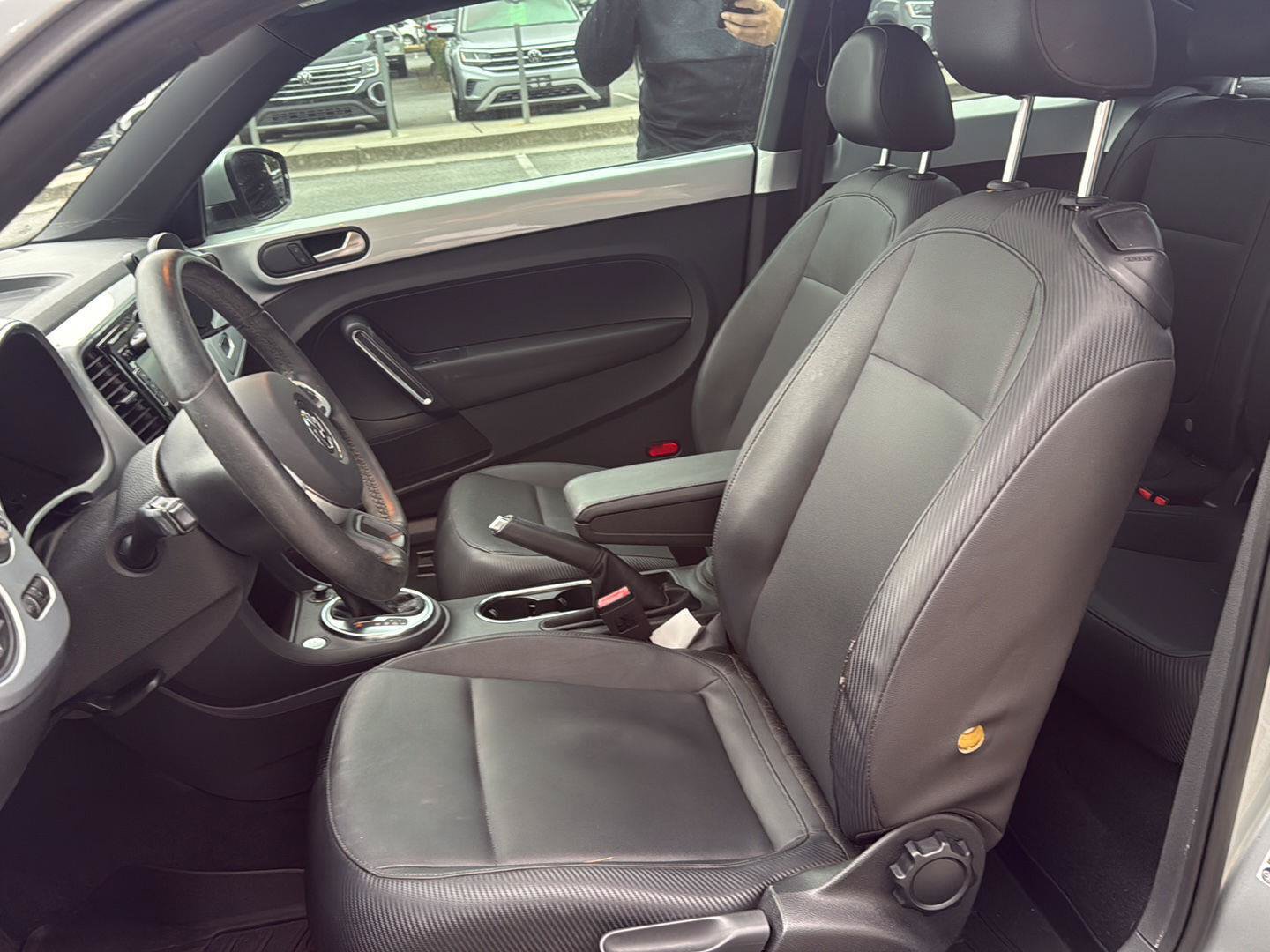 Used 2012 Volkswagen Beetle 2.5 FWD image 17