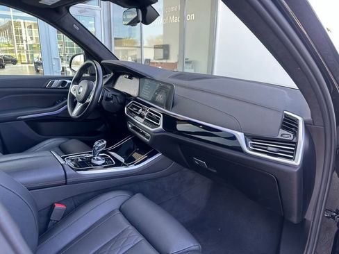 Used 2022 BMW X5 M50i w/ Executive Package AWD/4WD image 21