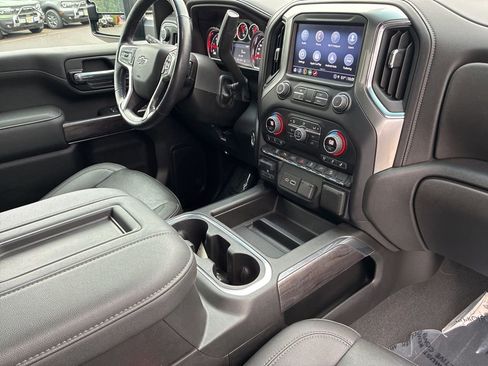 Used 2022 Chevrolet Silverado 2500 LTZ w/ LTZ Plus Package AWD/4WD image 23