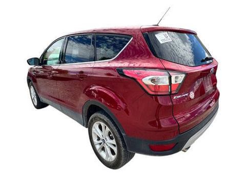 Used 2017 Ford Escape SE AWD/4WD image 3