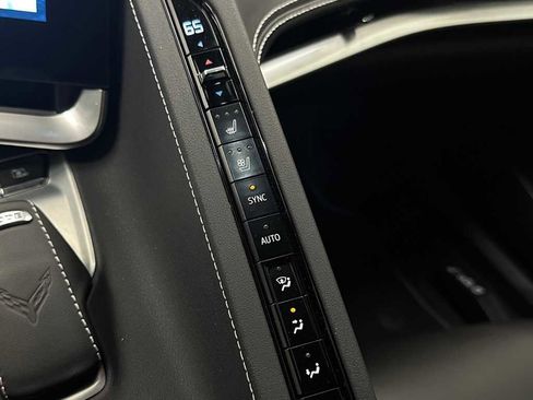 Used 2025 Chevrolet Corvette Stingray Preferred Cpe w/ 2LT image 24