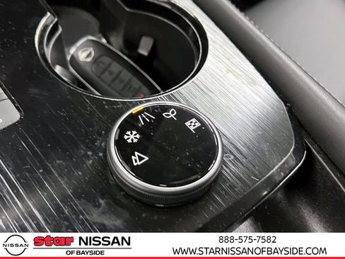 Used 2023 Nissan Rogue SL image 33