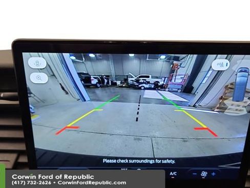 Used 2024 Ford Transit 350 XLT image 16