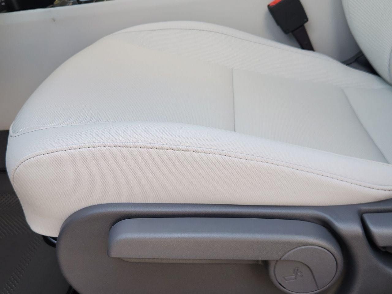 New 2027 Hyundai Kona SEL Sport FWD image 23