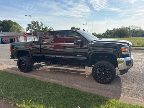 Used 2018 GMC Sierra 2500 SLE w/ HD SLE Preferred Plus Package image 7