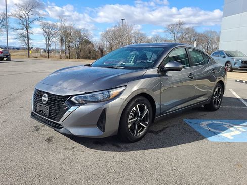 Used 2024 Nissan Sentra SV image 7