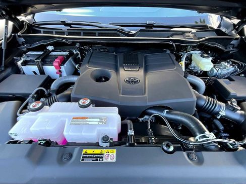 New 2026 Toyota Tundra Platinum image 16