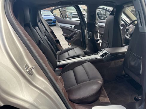 Used 2012 Porsche Panamera S RWD image 33