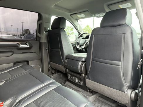 Used 2022 Chevrolet Silverado 1500 RST AWD/4WD image 16