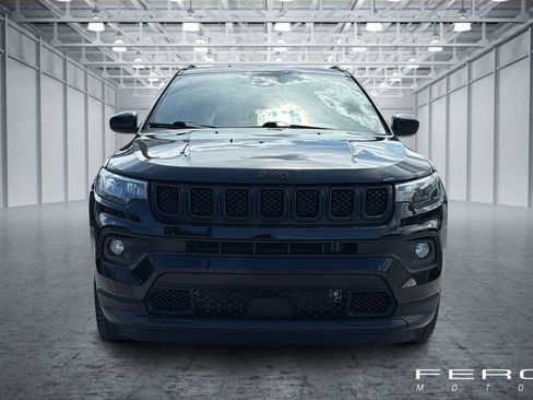 Used 2023 Jeep Compass Latitude AWD/4WD image 8