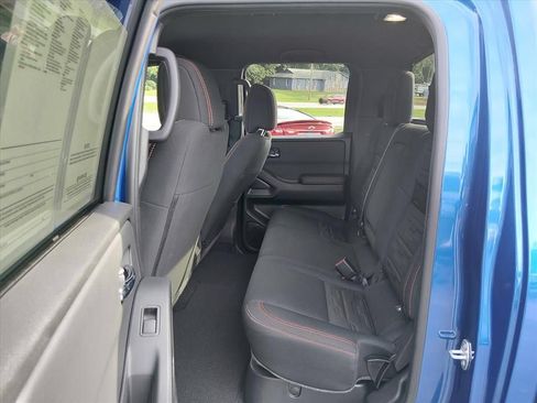 Certified 2025 Nissan Frontier Pro-X RWD image 13