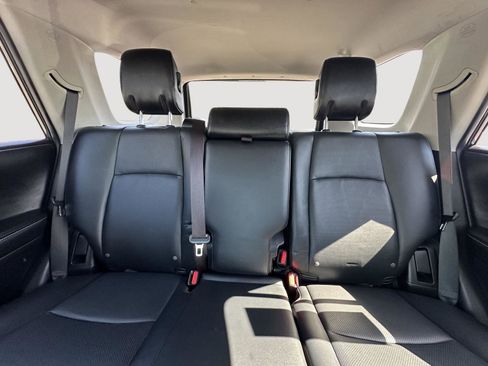 Used 2015 Toyota 4Runner Limited image 13