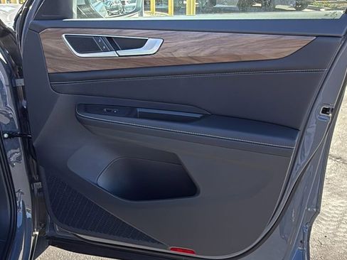 New 2026 Volkswagen Atlas SE image 33