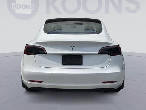 Used 2020 Tesla Model 3 Standard Range RWD image 15