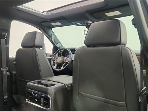 Used 2024 Chevrolet Silverado 3500 High Country image 28