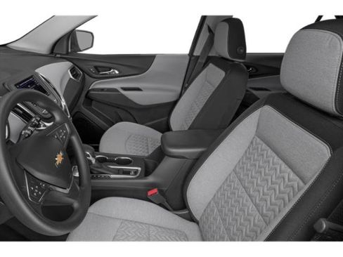 Used 2023 Chevrolet Equinox LT w/ LPO, Floor Liner Package AWD/4WD image 4