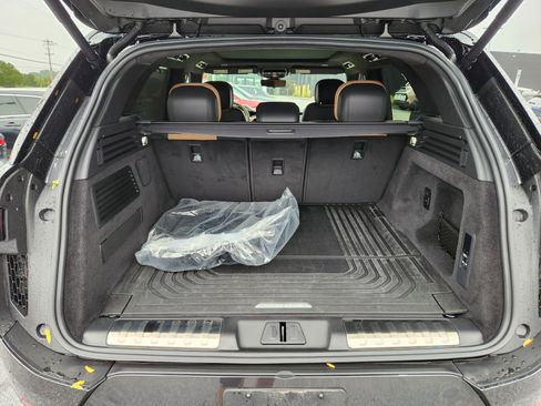 Certified 2025 Land Rover Range Rover Sport Autobiography AWD/4WD image 8