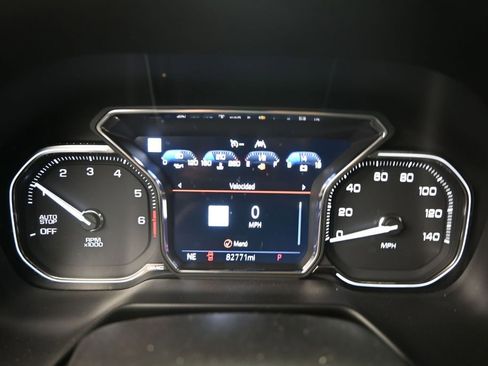 Used 2021 GMC Yukon SLT w/ SLT Premium Package RWD image 11