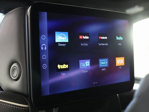 Used 2025 Cadillac Escalade V image 18