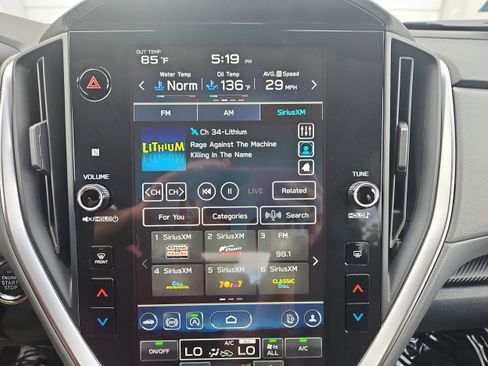 Used 2025 Subaru Crosstrek 2.0i Premium AWD/4WD image 17