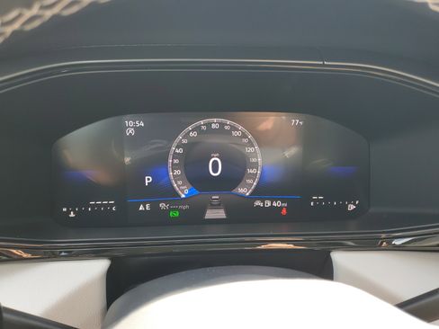 New 2025 Volkswagen Taos S image 17