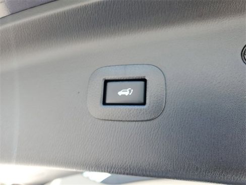 Used 2024 INFINITI QX80 Luxe image 31