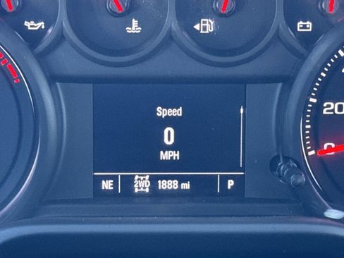 Used 2026 Chevrolet Silverado 2500 Custom w/ Custom Value Package image 22