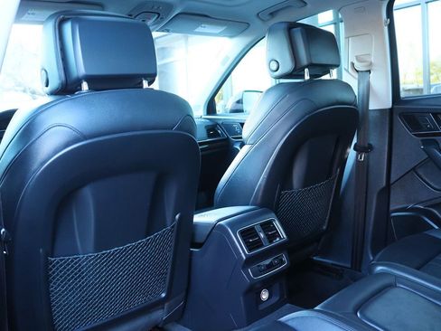 Used 2018 Audi Q5 Premium Plus w/ Premium Plus Package image 33