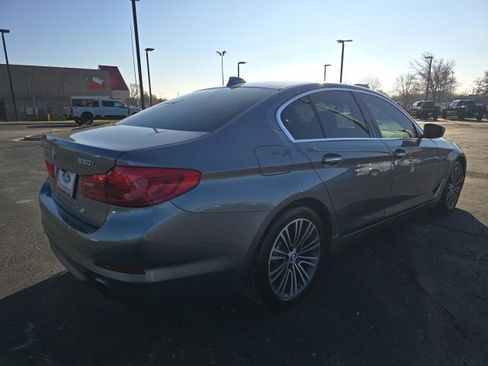 Used 2018 BMW 530i xDrive image 5