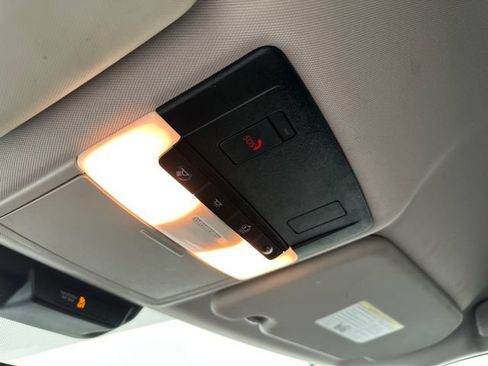 Used 2022 Mitsubishi Outlander SE FWD image 21
