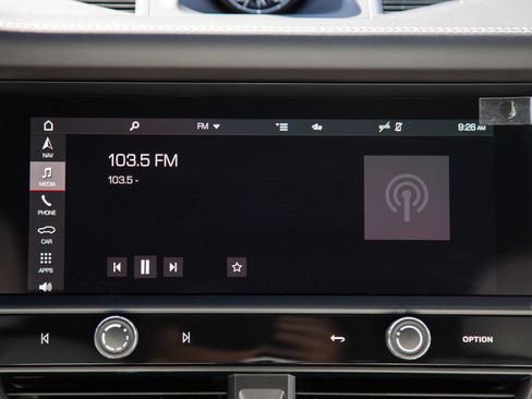 Certified 2025 Porsche Macan S AWD/4WD image 18