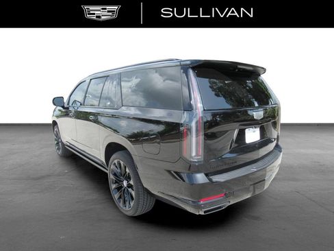 New 2026 Cadillac Escalade ESV Platinum Sport w/ LPO, ONYX Package AWD/4WD image 5