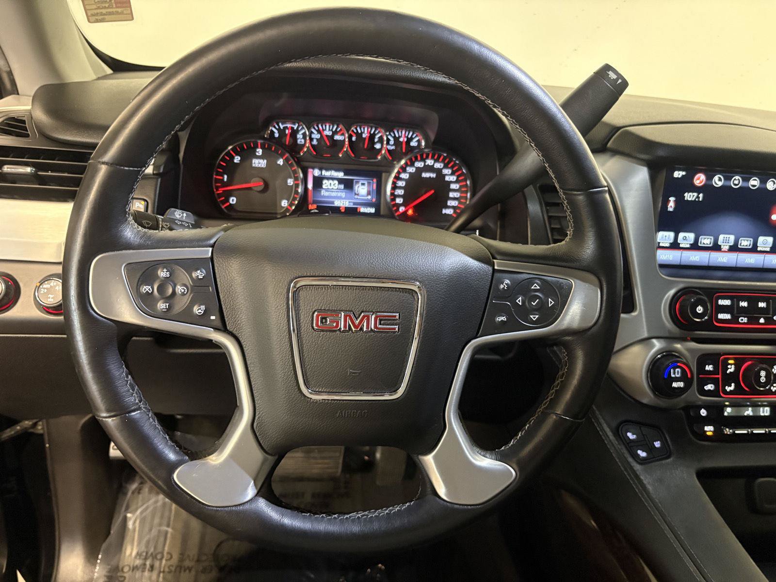 Used 2016 GMC Yukon SLT w/ Open Road Package AWD/4WD image 26
