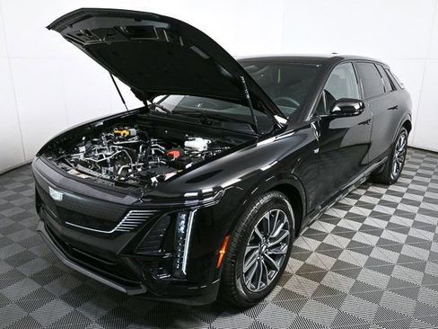 New 2026 Cadillac Lyriq Premium Sport image 34