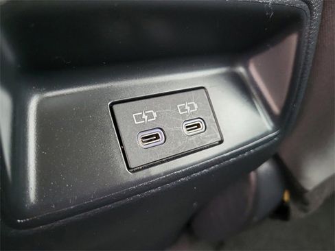 Used 2024 Toyota Corolla LE image 17