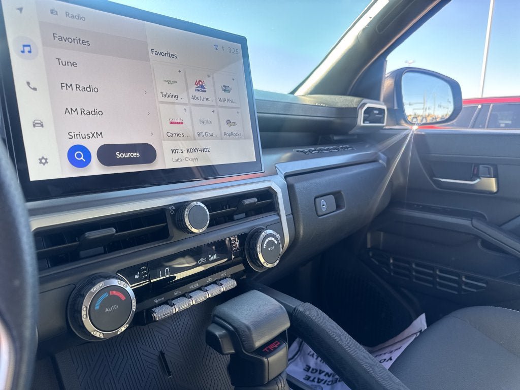 Used 2024 Toyota Tacoma TRD Sport AWD/4WD image 18