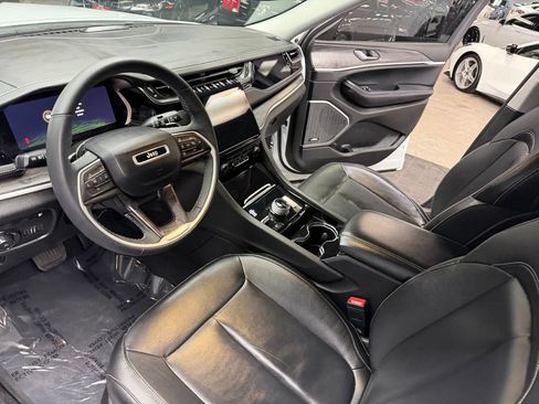 Used 2022 Jeep Grand Cherokee Limited 4xe AWD/4WD image 33