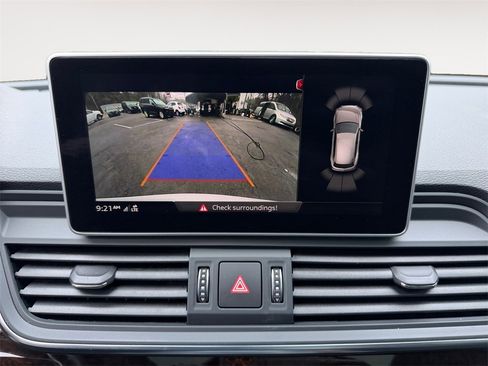 Used 2019 Audi Q5 2.0T Premium Plus w/ Premium Plus Package image 9