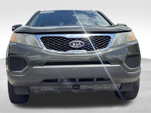 Used 2011 Kia Sorento LX FWD image 3