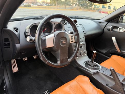Used 2003 Nissan 350Z Touring image 14