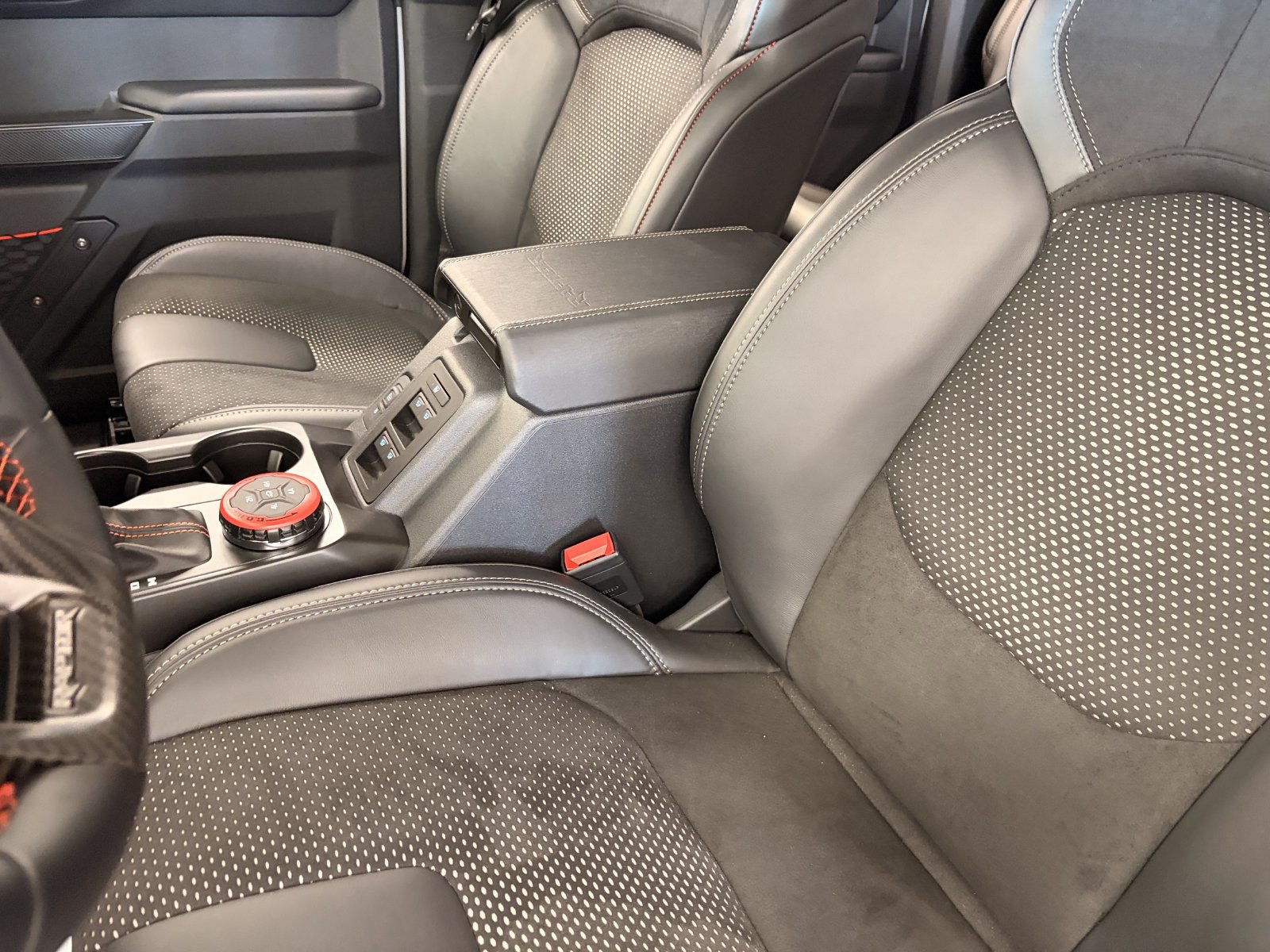 New 2026 Ford Bronco Raptor w/ Interior Carbon Fiber Pack AWD/4WD image 12