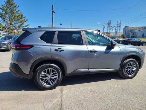 Used 2023 Nissan Rogue S AWD/4WD image 6