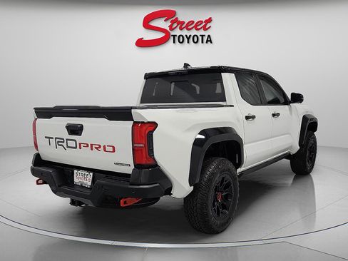 Certified 2025 Toyota Tacoma TRD Pro AWD/4WD image 3