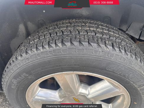 Used 2008 Chevrolet Suburban LTZ w/ LTZ Preferred Equipment Group AWD/4WD image 23