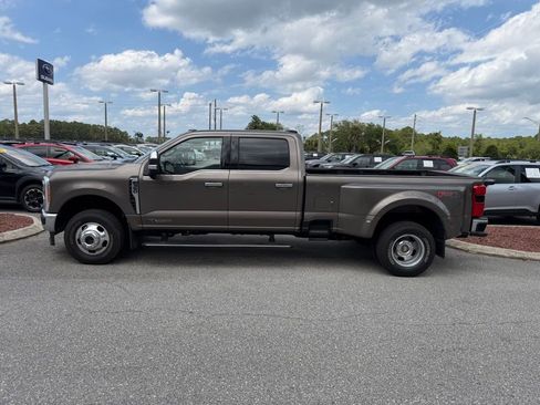 Used 2023 Ford F350 King Ranch w/ Chrome Package AWD/4WD image 10