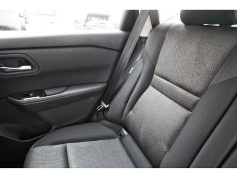 Used 2026 Nissan Rogue SV w/ Cold Weather Package FWD image 11